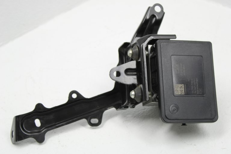 2015-2020 SUBARU WRX & STI ABS BRAKE MODULE ANTI-LOCK PUMP & BRACKET 27536VA001 - Image 2