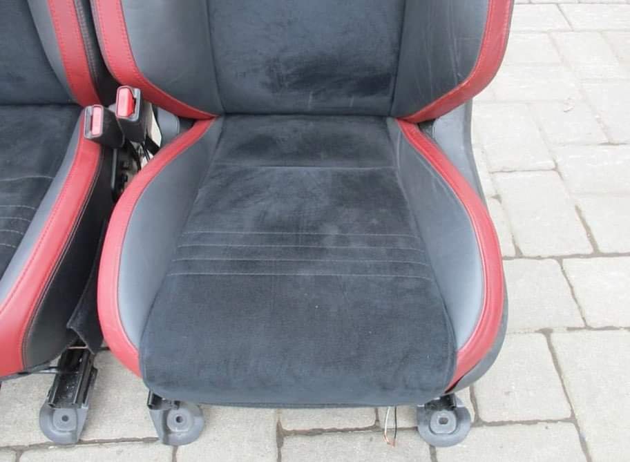 2020 Subaru STI Recaro front seats heated with free rear seats - Image 8