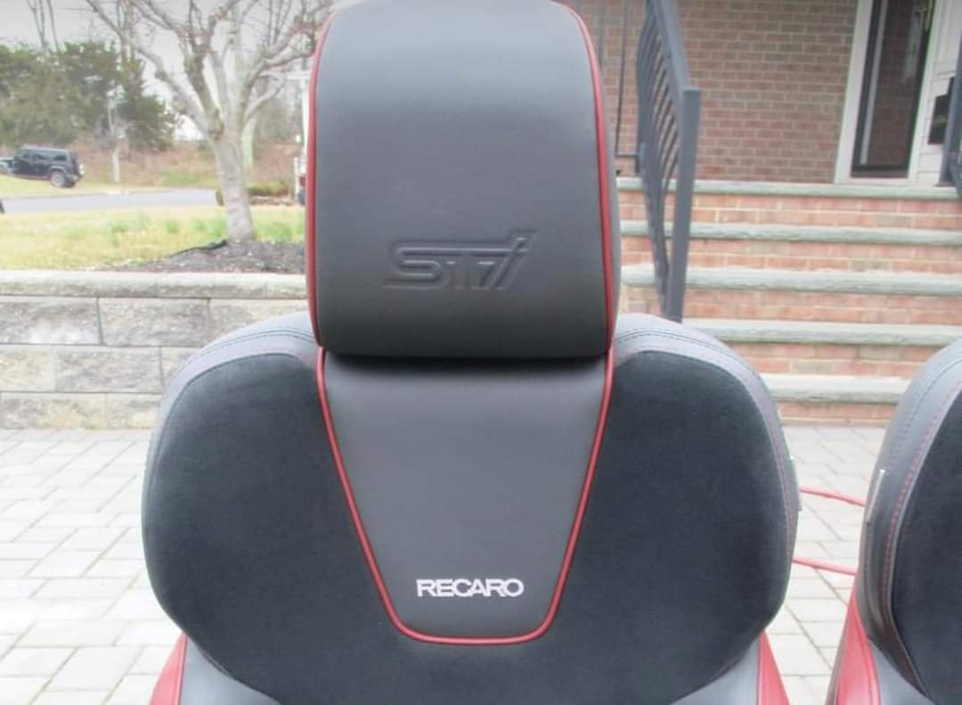 2020 Subaru STI Recaro front seats heated with free rear seats - Image 5