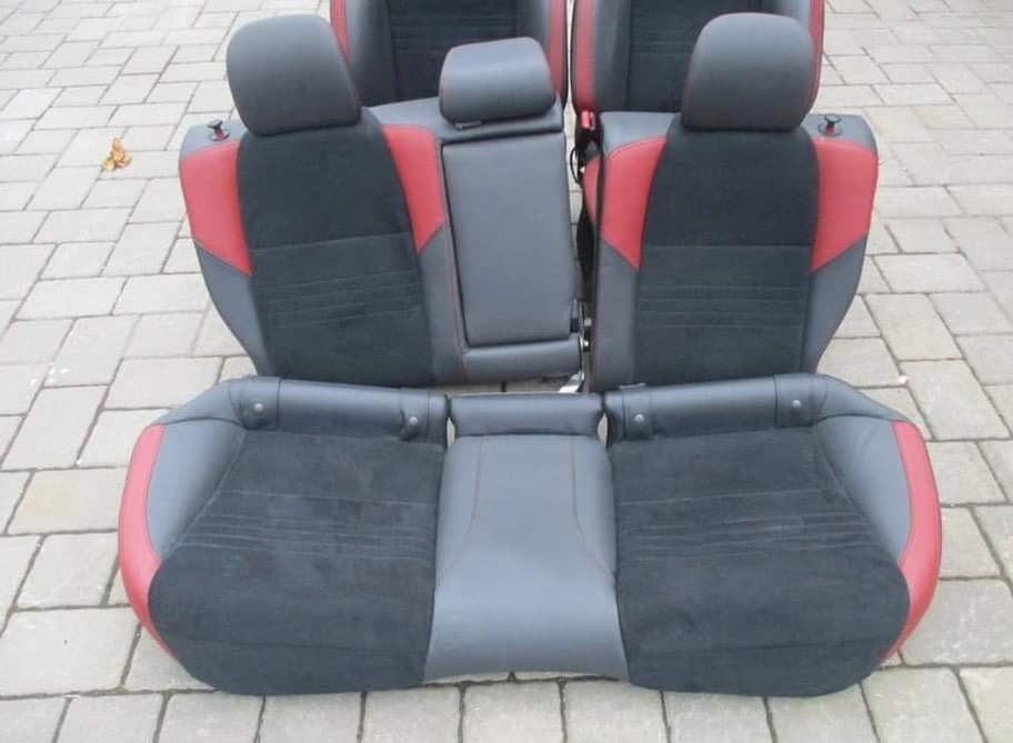 2020 Subaru STI Recaro front seats heated with free rear seats - Image 7