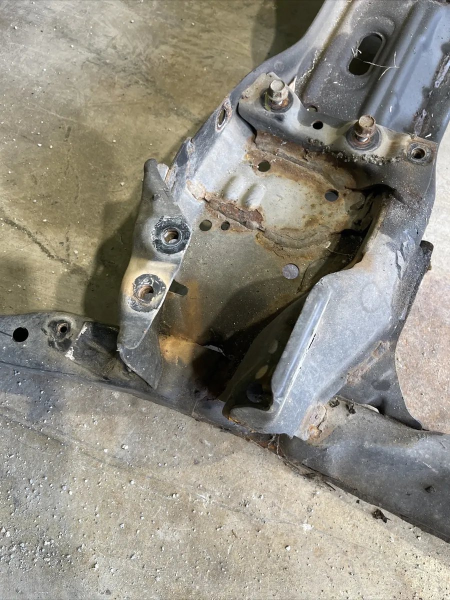 2010-2013 2014 SUBARU Legacy FRONT SUB FRAME CROSSMEMBER CRADLE Engine Mount - Image 2