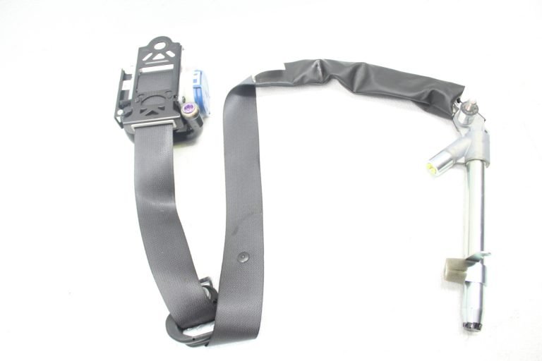 2015-2020 SUBARU WRX STI FRONT RH PASSENGER SIDE SEAT BELT OEM 64621VA001VH - Image 2