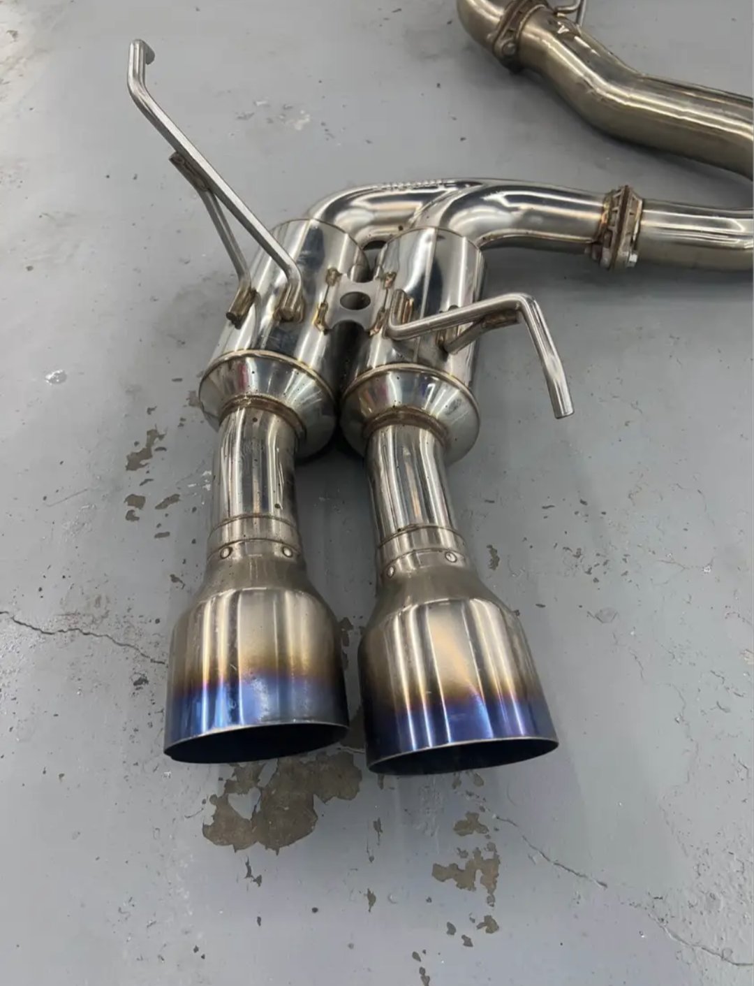 Invidia Gemini R400 Titanium Quad Tip Exhaust 2011-2014 WRX 2011- 2014 STI - Image 3