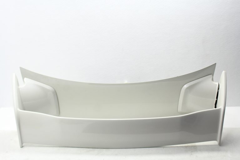 2015-2020 SUBARU WRX & STI LIMITED TRUNK LID & SPOILER WING ASSEMBLY WHITE OEM - Image 10