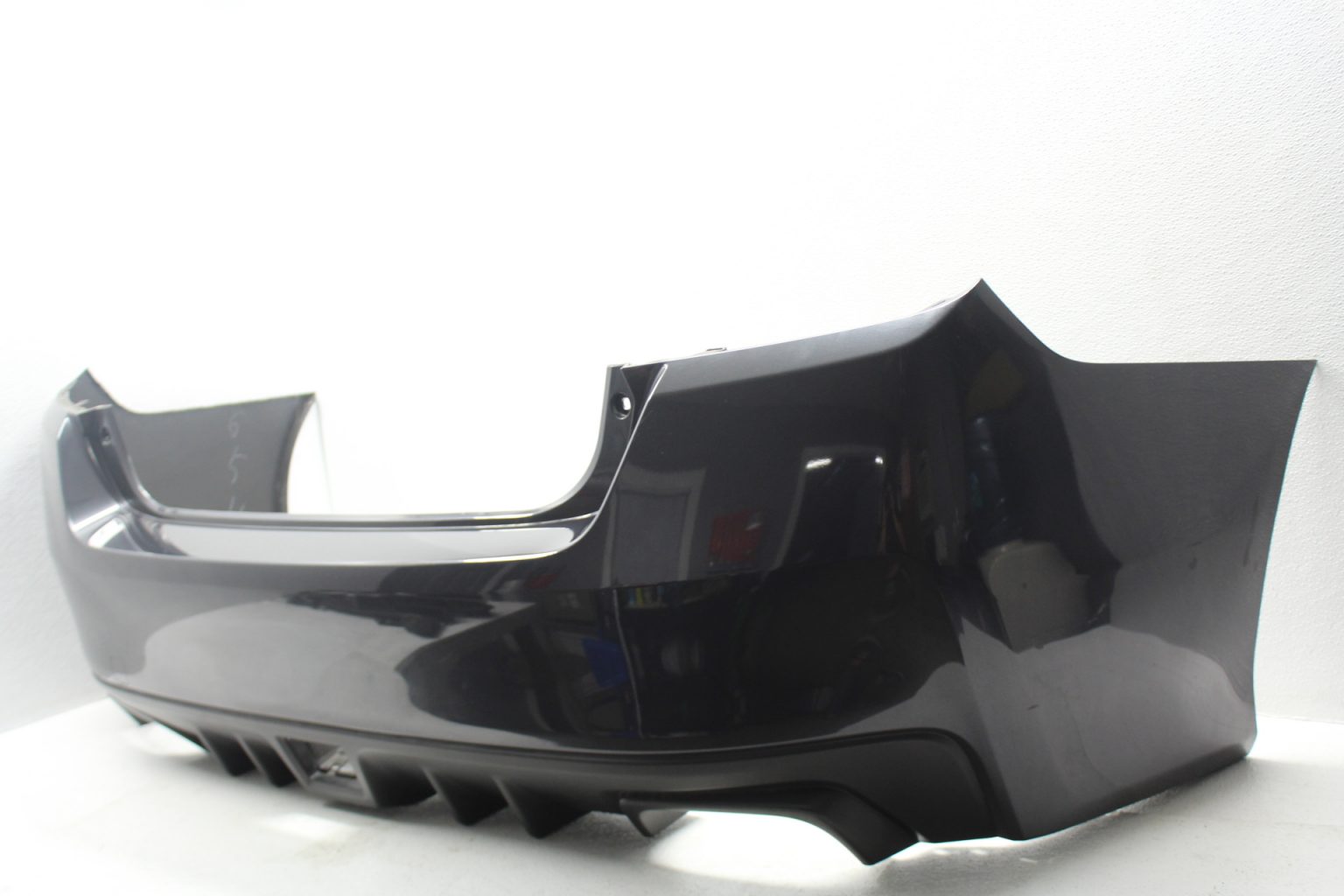 2015-2020 SUBARU WRX & STI REAR BUMPER COVER ASSEMBLY DARK GRAY METALLIC DGM OEM - Image 3