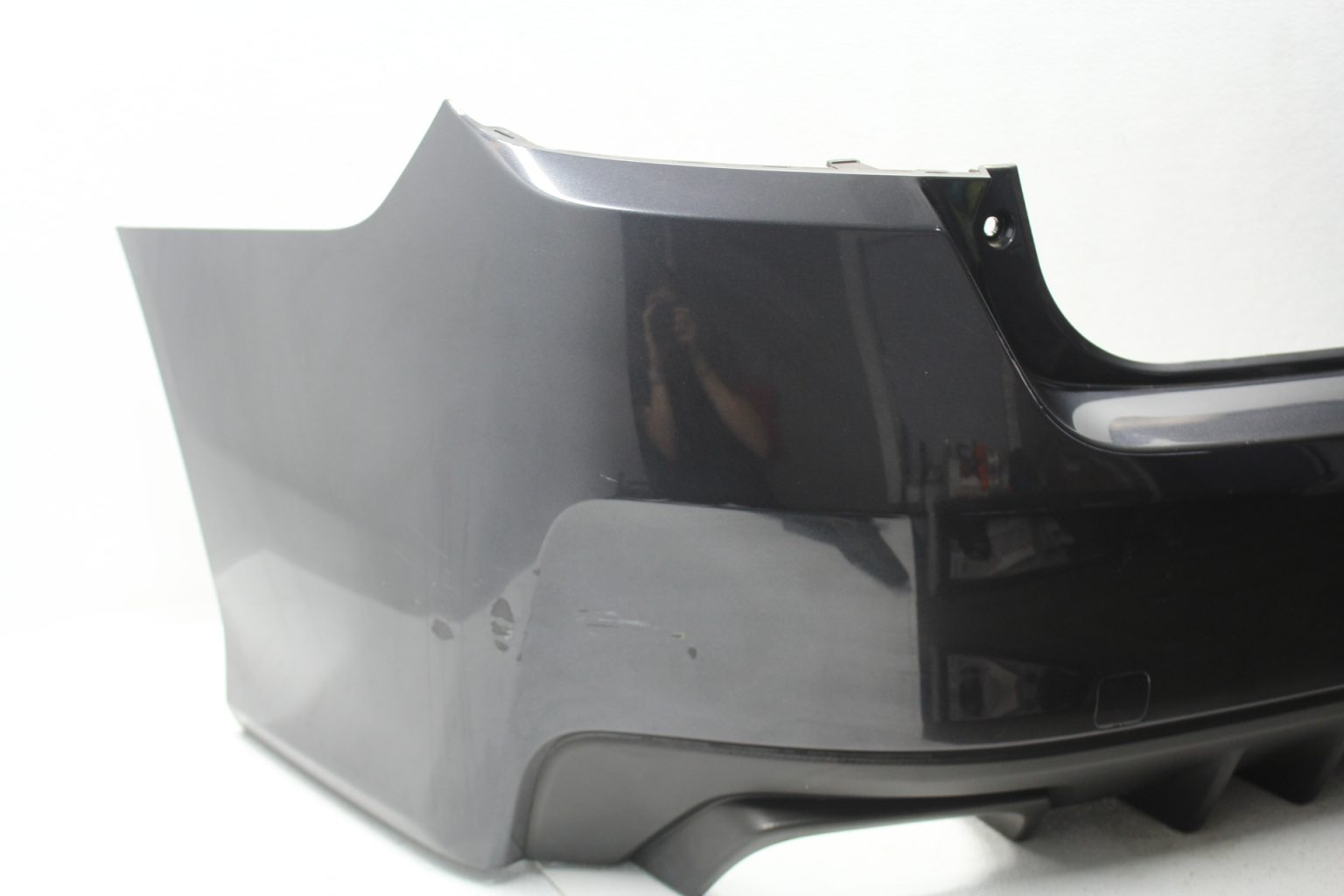 2015-2020 SUBARU WRX & STI REAR BUMPER COVER ASSEMBLY DARK GRAY METALLIC DGM OEM - Image 4